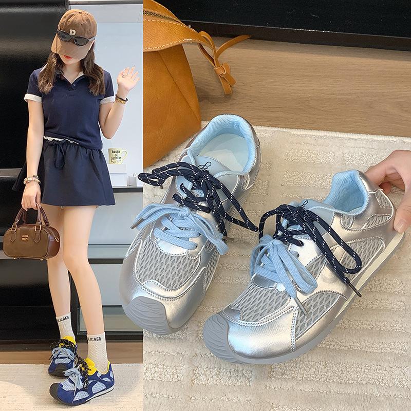 Retro German Training Shoes Women's 2025 New Autumn Height Increase Casual Shoes Versatile Sports Shoes Popular Running Women's Shoes