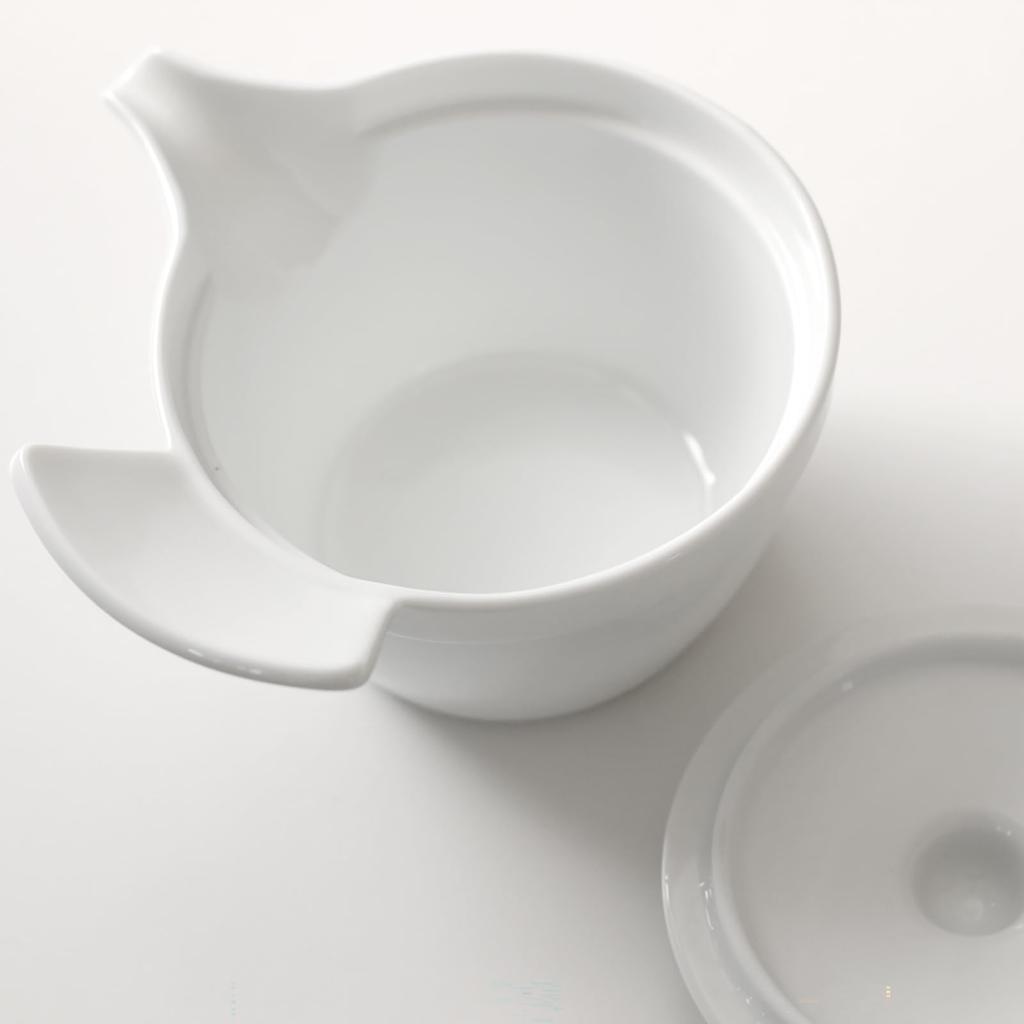Yamaka Shoten POTTERY Suzume Easy to drains and pours Teapot with stainless steel 390ml Stylish porcelain A great gift for Respect for the Aged and