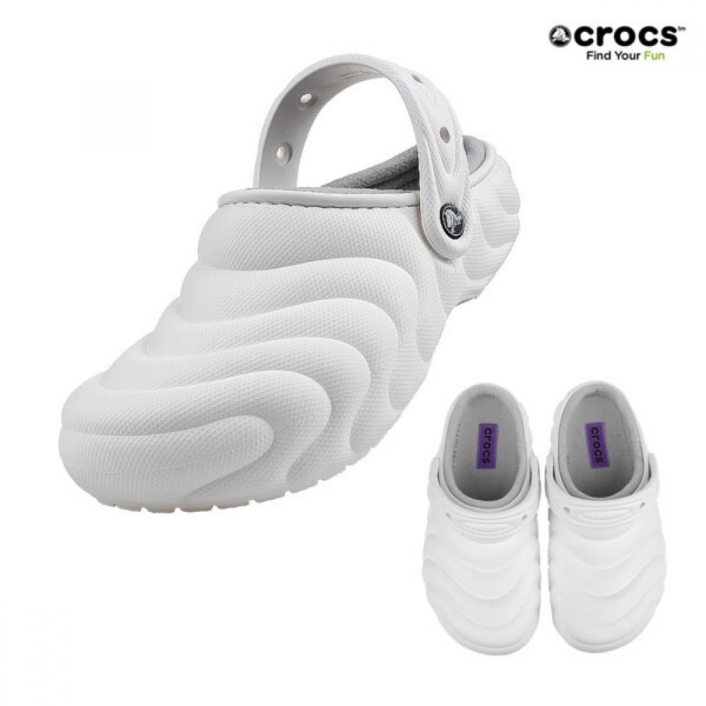 

Crocs Crocs Common Classic Lined Overpuff Clog 210059 100 210059100/240