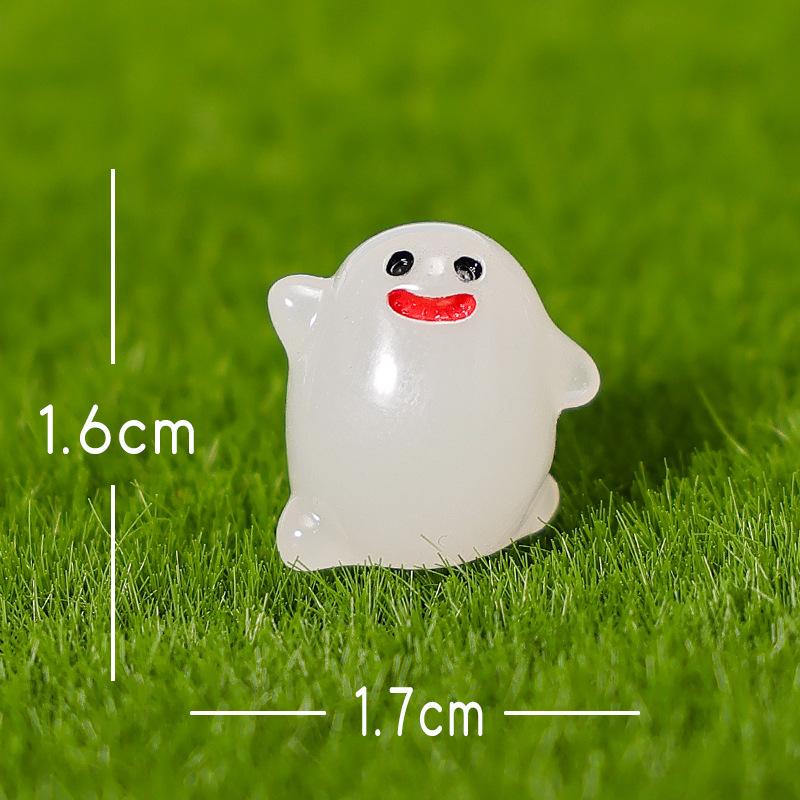 Luminous Little Ghost Micro-landscape Creative Car Resin Craft Decorative Small Ornaments