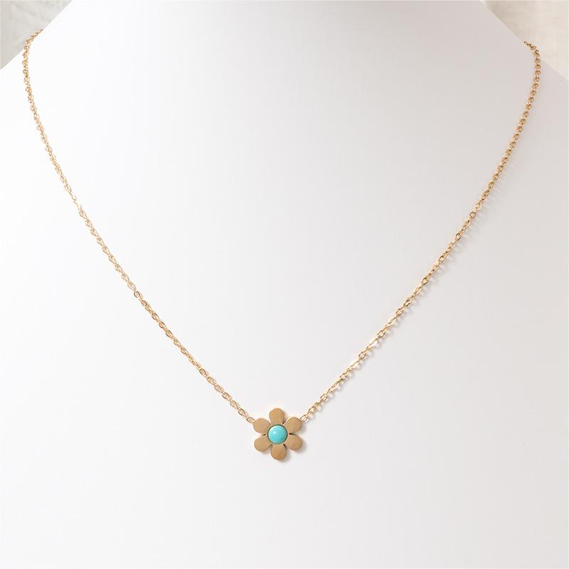 Fashion Flower Necklace for Women Summer High-end Little Daisy Collarbone Chain