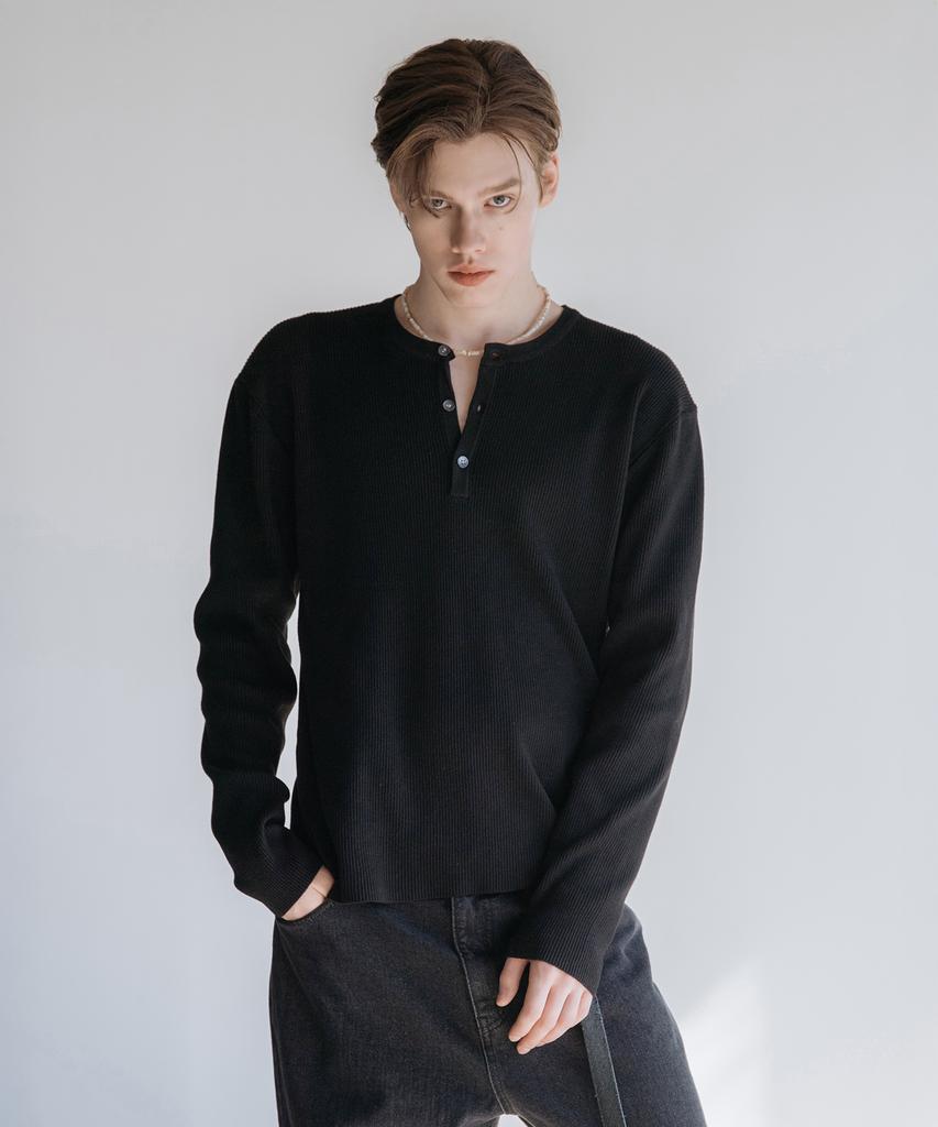 Dekkoloso Veil Henley Neck Knit [Black]