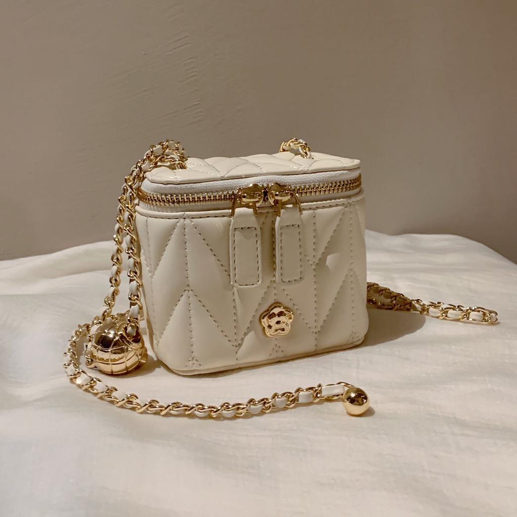 New Fashion Versatile Small Gold Ball Chain Box Bag Niche High-End Casual Quilted Single Shoulder Crossbody Bag