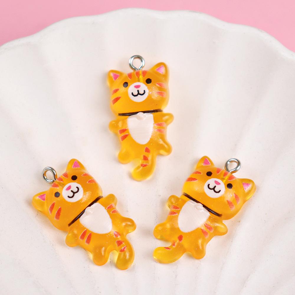 DW85 10pcs Mixed Cartoon Cute Cat Charms 3D Luminous Resin Animal Pendants For DIY Bracelet Necklace Jewelry Making Accessory