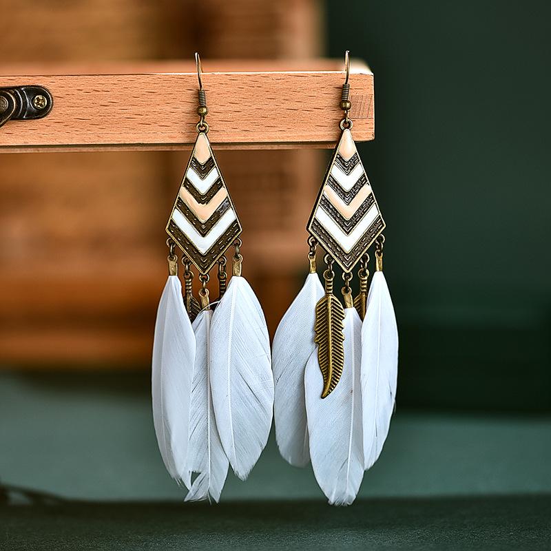 Trendy Ethnic Retro Multicolor Feather Beaded Circle Dangle Earrings