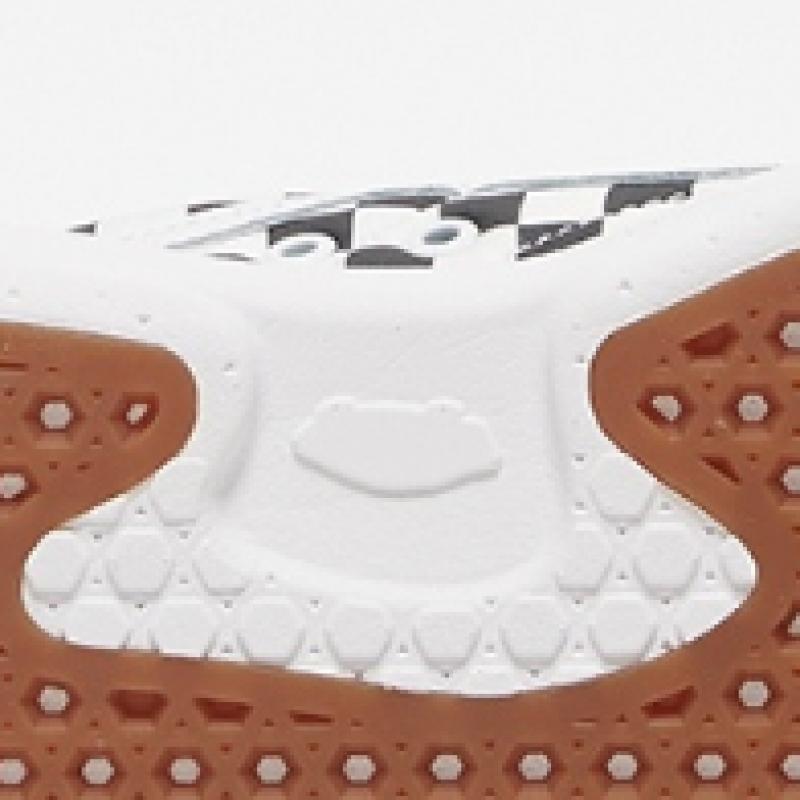 Barnes Old School Overt Cc   Checkerboard  Black Vn0a7q5e95y1