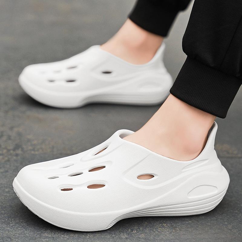 EVA Coconut Hole Shoes Men's Bag Head Breathable Sandals Fashion Beach Non-slip Foot Cover Breathable Cool Slippers