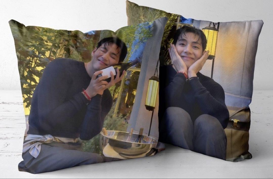 

[USED] BTS Cushion Cover CELINE Taehyung V Tae