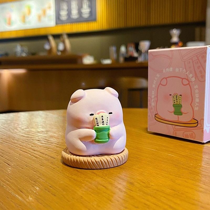"Relaxed Pig Desktop Decor Item, Gift Idea, Cute Piggy Figurine, High-end and Cute Pig Stuffed Toy, Cute Pet"