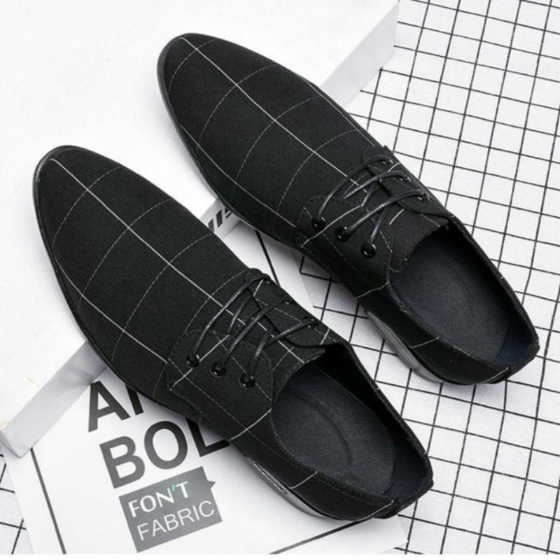 2025 Men's Pointed Casual Canvas Dress Business Shoes Summer Breathable Korean Version Trend Versatile Men's Shoes