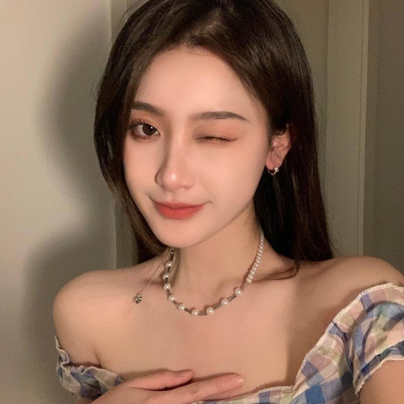 2023 Double-Layer Retro Pearl Necklace for Women - Luxury High-End Design Clavicle Chain