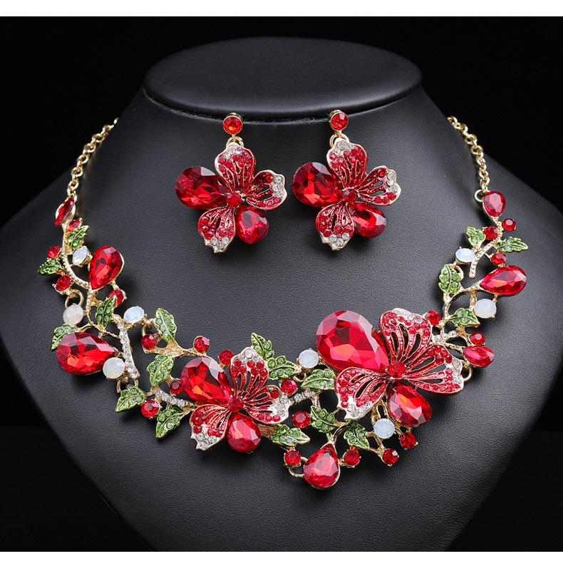 Exaggerated Luxury Necklace & Earrings Set: Colorful Floral Design for Bridal Gowns