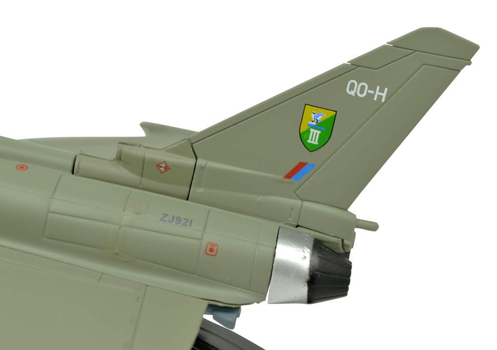 TANG Eurofighter Typhoon EF2000 Eurofighter Typhoon Finished British Royal Air Force Airplane Model Kit DYNASTY(TM) 1/100 Fighter/Attack Aircraft,