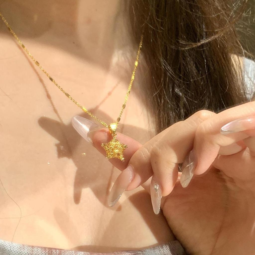 1Pc Women Gold Hollow Star Pendant Necklace Golden Woven Star Net Choker Dainty Trendy Daily Jewelry Gift
