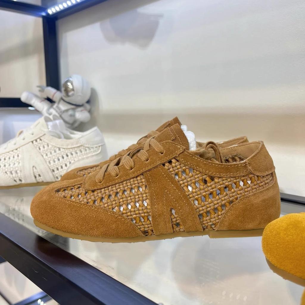 Dexun shoes women's summer retro woven hollow breathable mesh shoes 2025 new sandals soft sole versatile casual shoes