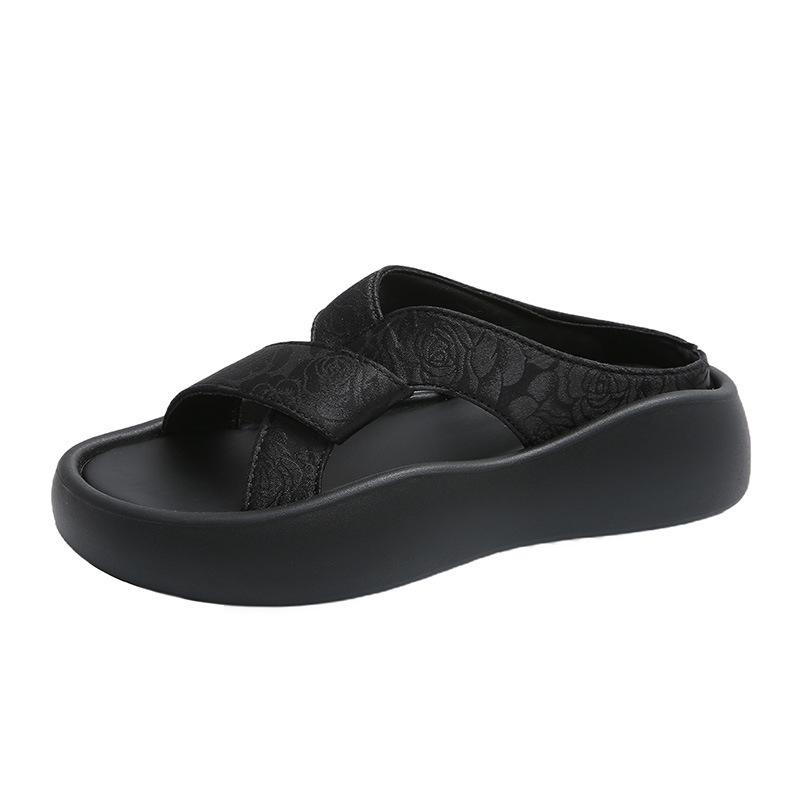 Cool Slippers Women's Summer Wear 2025 New Go Out Platform Casual Beach Sandals Lazy Fashion Pregnant Women One-word Drag