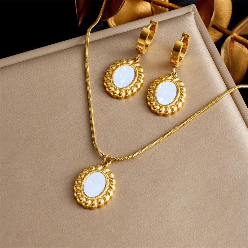 Gold Tone Black Enamel Oval Charm Jewelry Set Necklace Earrings