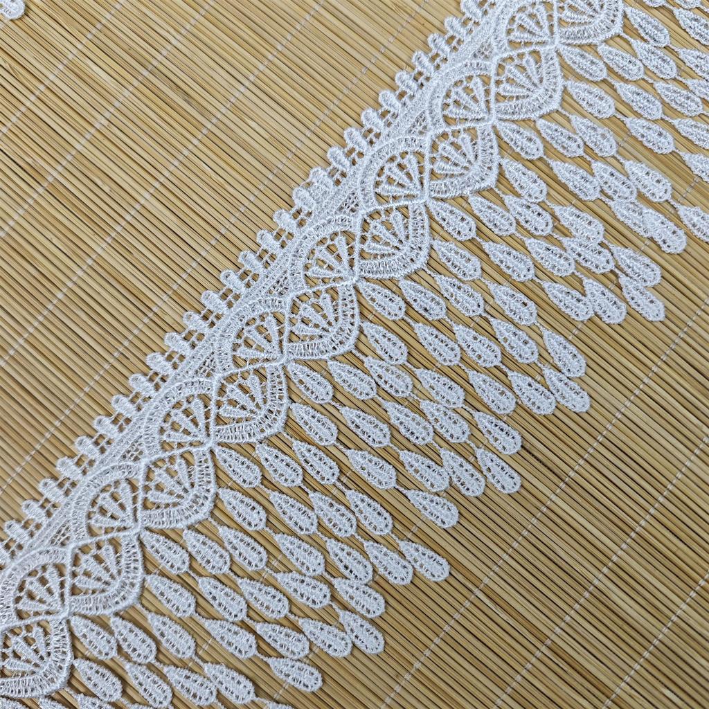 Water-Soluble Polyester Lurex Tassel Lace Trim for Wedding Dress and Handmade Skirt Hem.