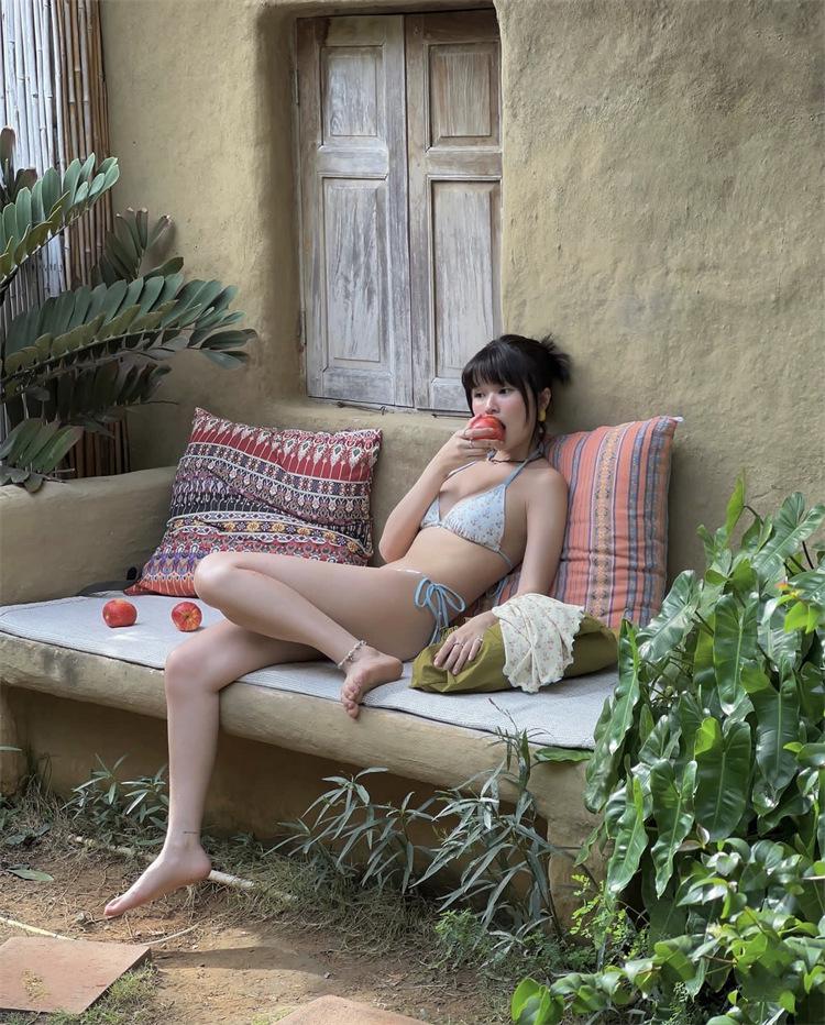 Bikiny Pure Desire Style: Svěží a světlá pleť Pokročilé plavky na dovolenou u moře - Dámský čtyřdílný dělený komplet