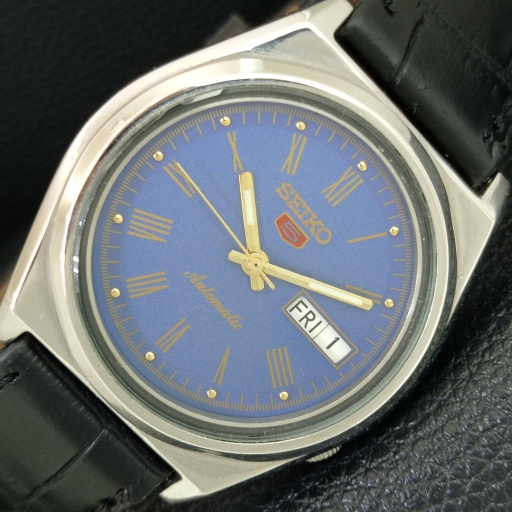 VINTAGE SEIKO 5 AUTOMATIC 7S26A JAPAN MENS BLUE COLOR DIAL WATCH A708752-1