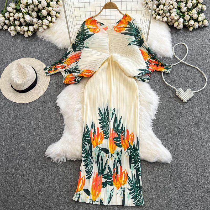 

Accessible Luxury Bat Sleeve V Neck Positioning Print Dress Apricot All yards