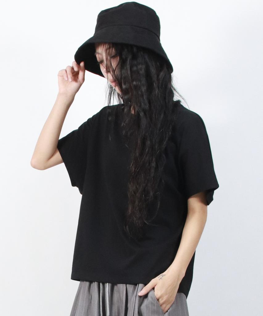 Deumakeu Standard Fit Solid French T-Shirt Black