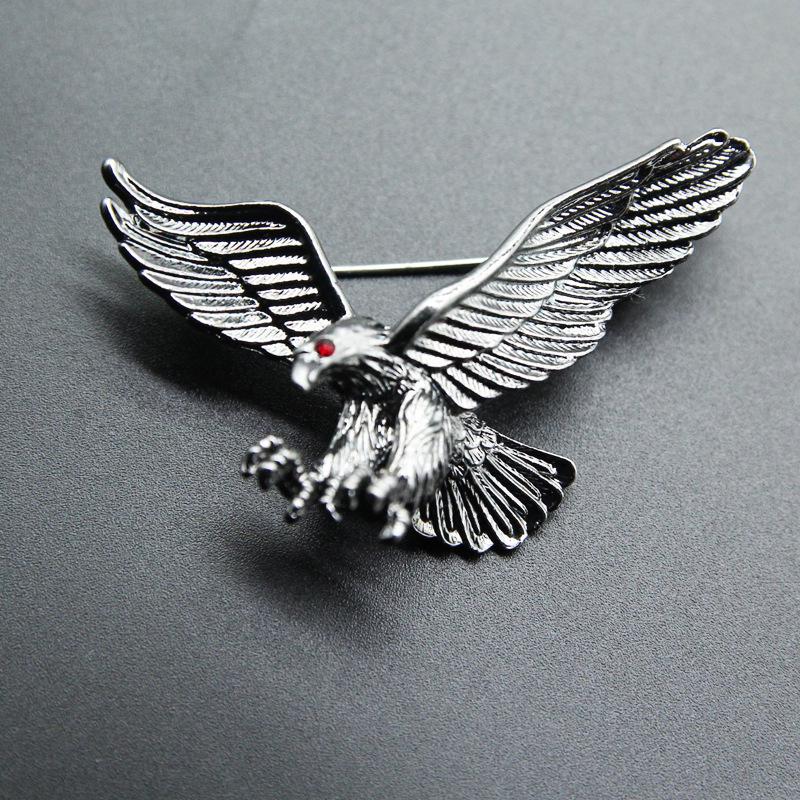 Men Vintage Eagle Pin Brooches Decoration Corsage Badge Jewelry Gifts