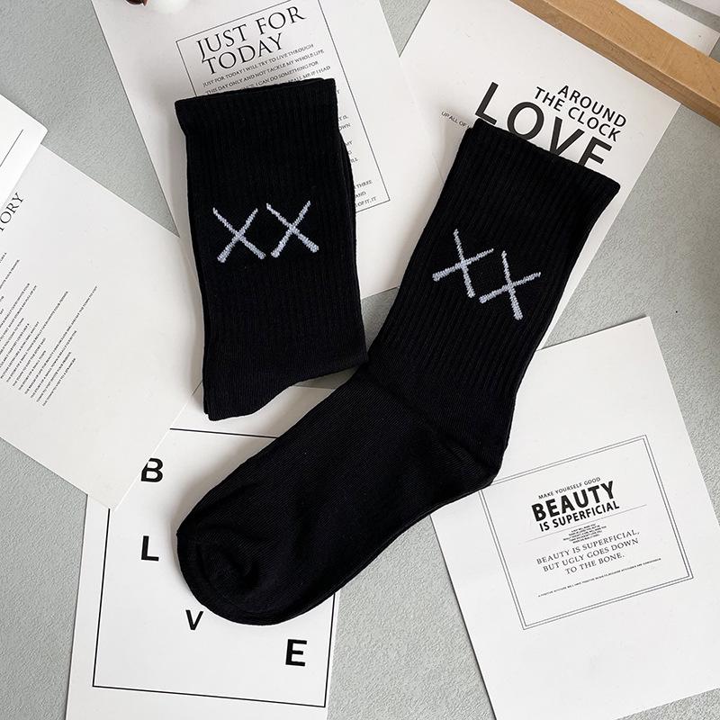 

Unisex Mid-Calf Cartoon Little Devil Sports Socks - Trendy High-Top for Skateboarding & Basketball Unisex (Size 36–44)