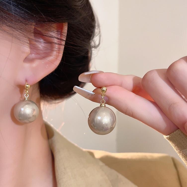 Korean light luxury pearl earrings earrings Internet celebrity high sense simple versatile stud earrings ins trend earrings