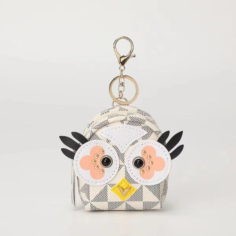The new owl change bag, bluetooth headset bag, key bag, and red envelope are popular.