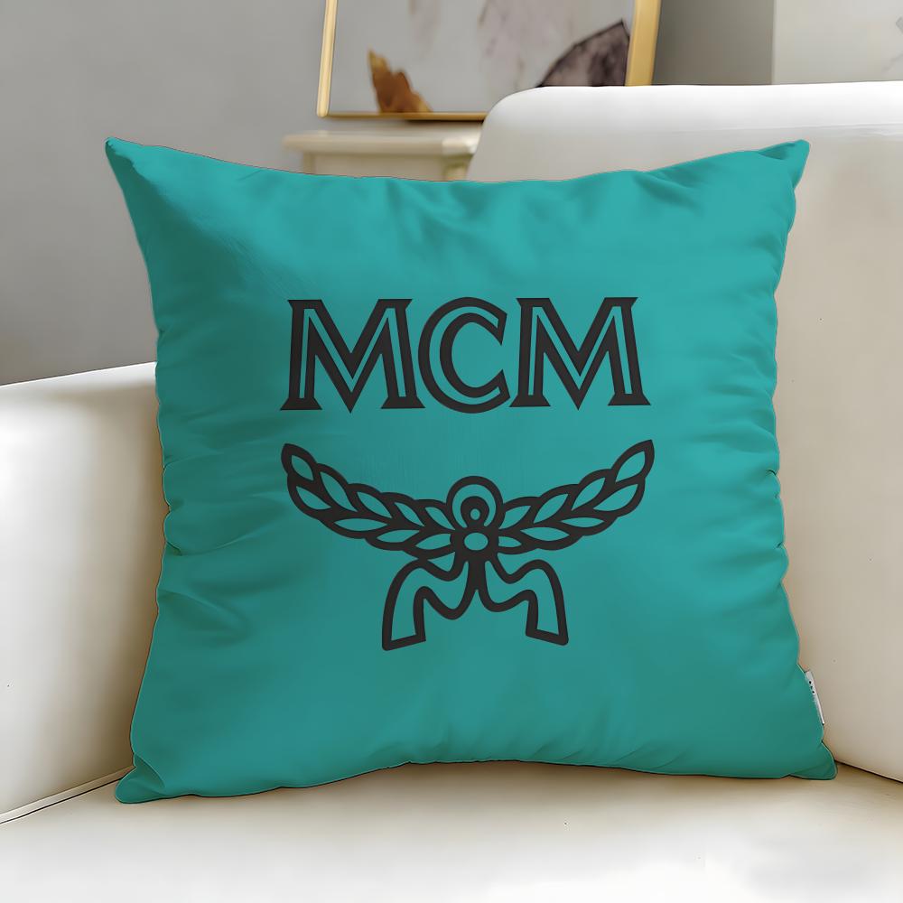 Brand Modern Creation Munchen Cushion Cover Soft EasyWash Pillow Case Versatile for Couch Bed Travel and Office