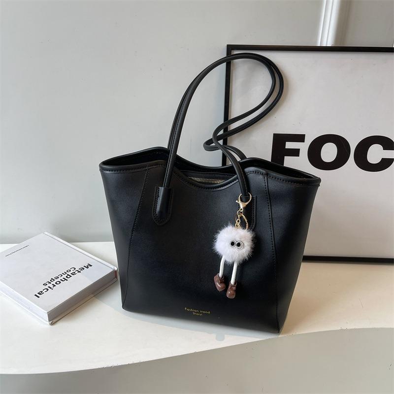 Premium Retro Commuter Bag, New Women's Bag, Simple and Versatile Shoulder Bag, Fashion Trend Tote Bag