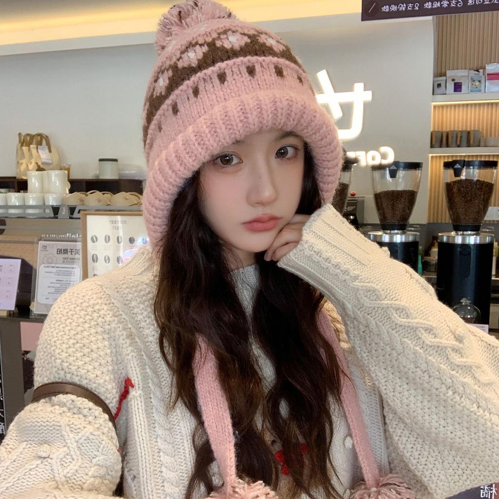 Fair Island contrasting color knitted wool hat women's season versatile big head circumference showing face small ear protection warm pullover hat