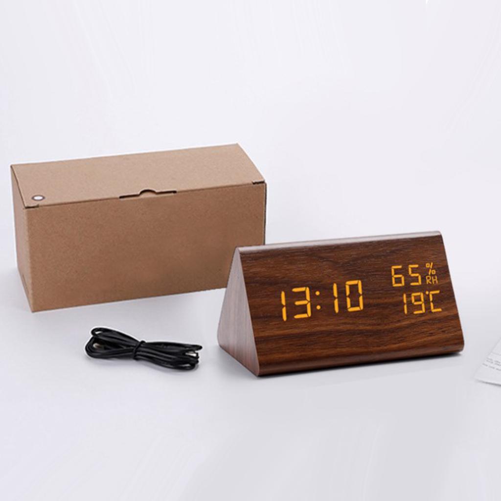 Modern LED Clock Digital Alarm Clock Featurings 12/24Hour Format Home Decors Simple Operations Timepiece for Room