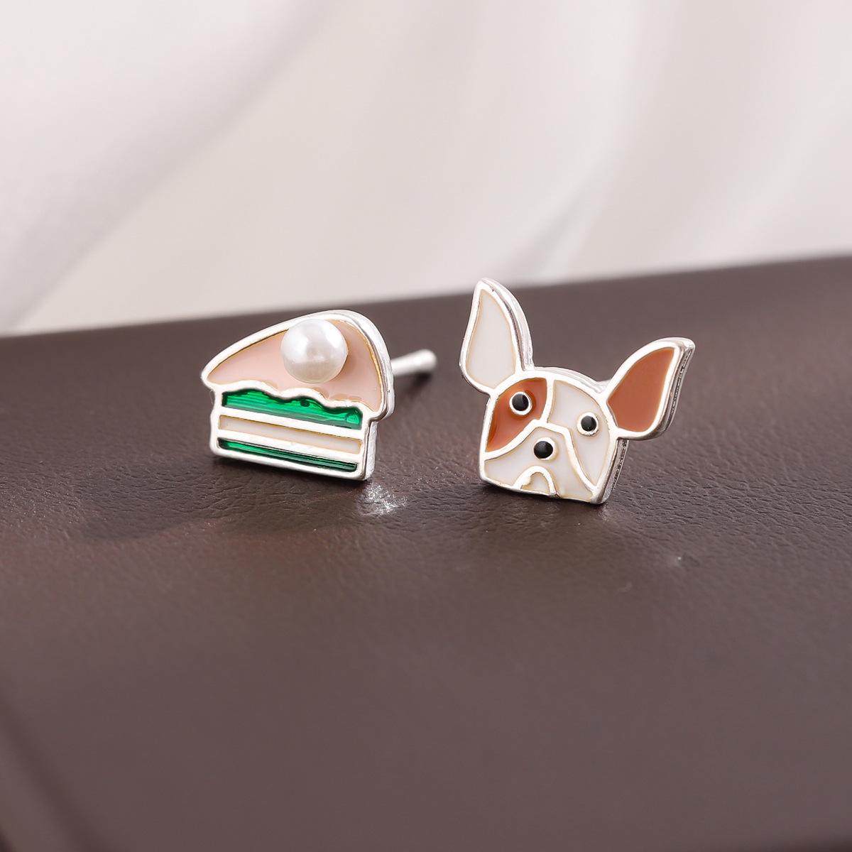 

Korean Fashion Asymmetrical Drip Cake Puppy Pearl Stud Earrings серебряный