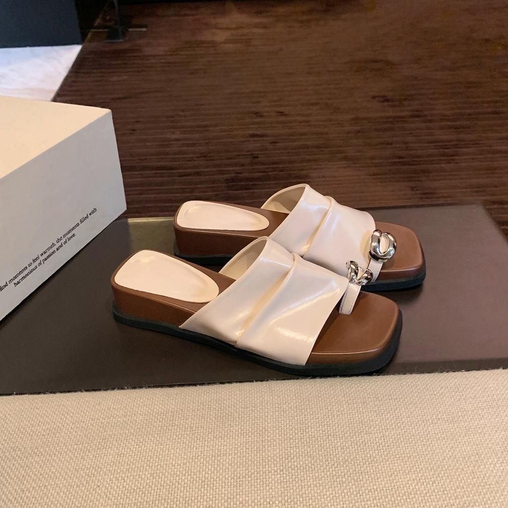 Cowhide version~ French metal buckle pleated wide one-word set toe slope heel sandals women's summer thick-soled one-pedal slippers