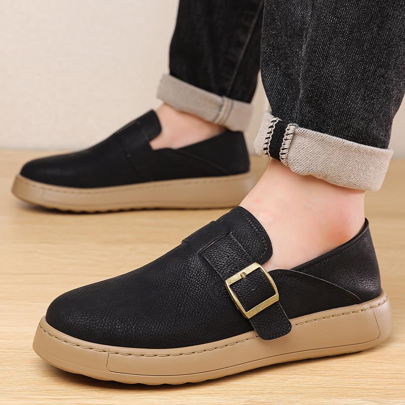 New Buckle Designer Loafers for Men Solid Color Light Breathable Cow Leather Shoes Man Soft Sole Fashion Casual Shoes Male