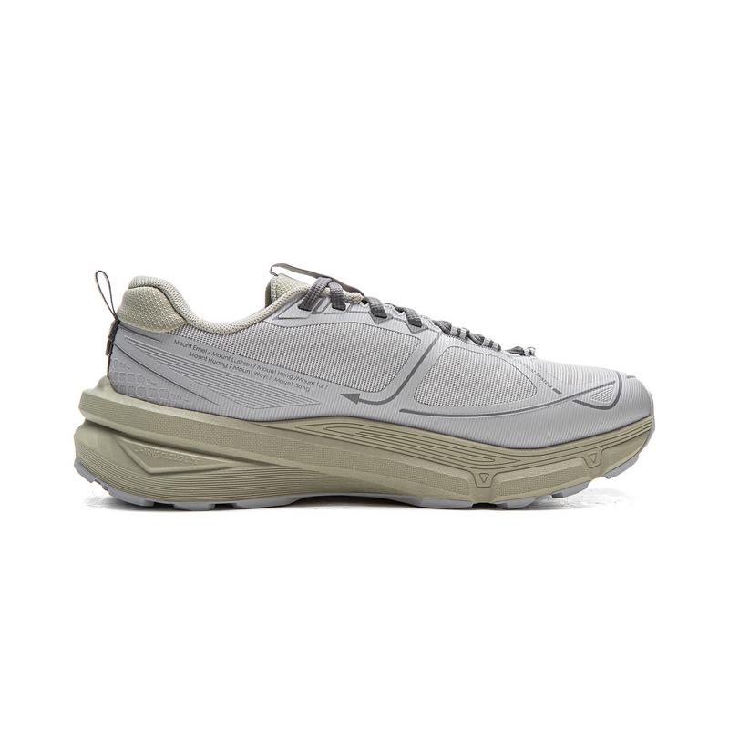 New LiNing CF Tracing, Xinglan Cushioning, Balance, And Rebound Low top Hiking Shoes Unisex Moon Gray AHTV027-4