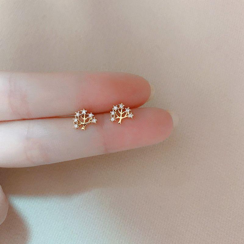 Pearl earrings Korean earrings personalized Hong Kong style retro earrings light luxury Hong Kong style