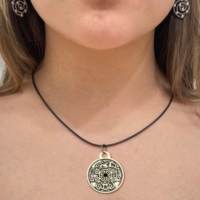 Elegant Bronze Amulet Neckchain Symbolic Adjustable Necklaces Stylish Alloy Clavicle Chain Jewelry for Everyday Wear