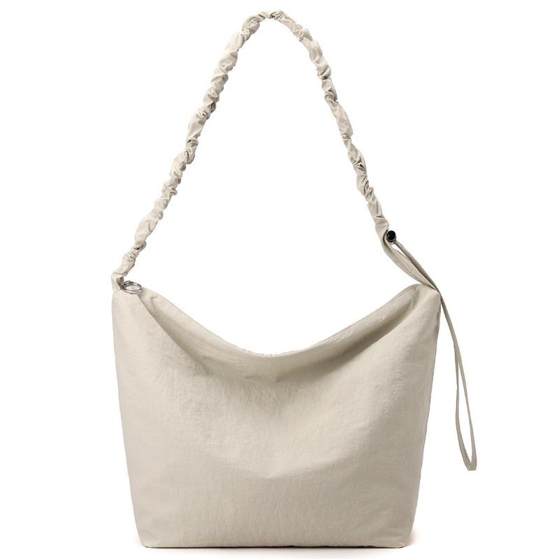 Simple and Large-capacity Bag, Messenger Bag, Women's Fashion Trend, Commuter Bag, Tote Bag, Shoulder Bag, Nylon Bag.