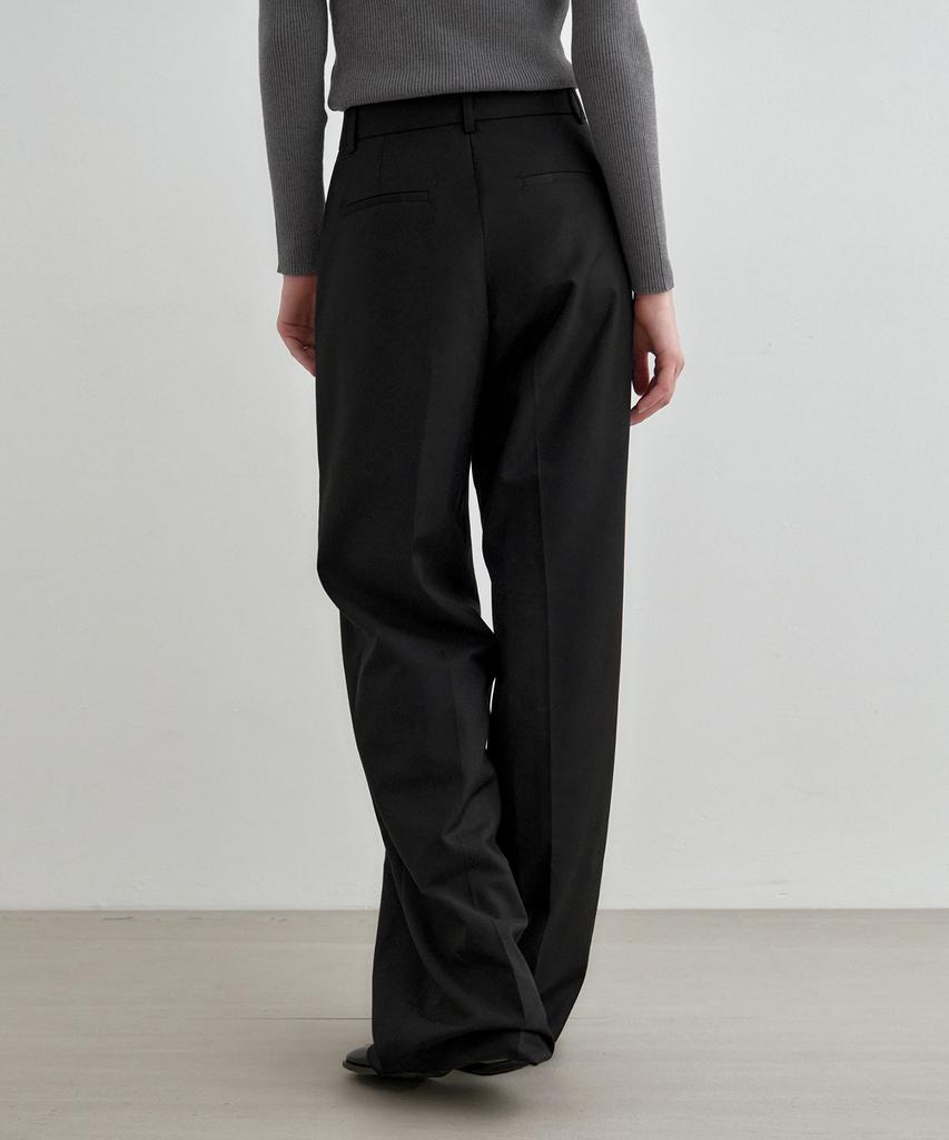 MONGDOL Single-Pleat Wide Slacks Black Mdpt025Black