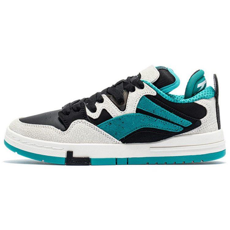 Li Ning Pro Leather Slip Resistant, Abrasion Resistant, Lightweight Low Top Skateboard Shoes Women's White Green AECR044-1