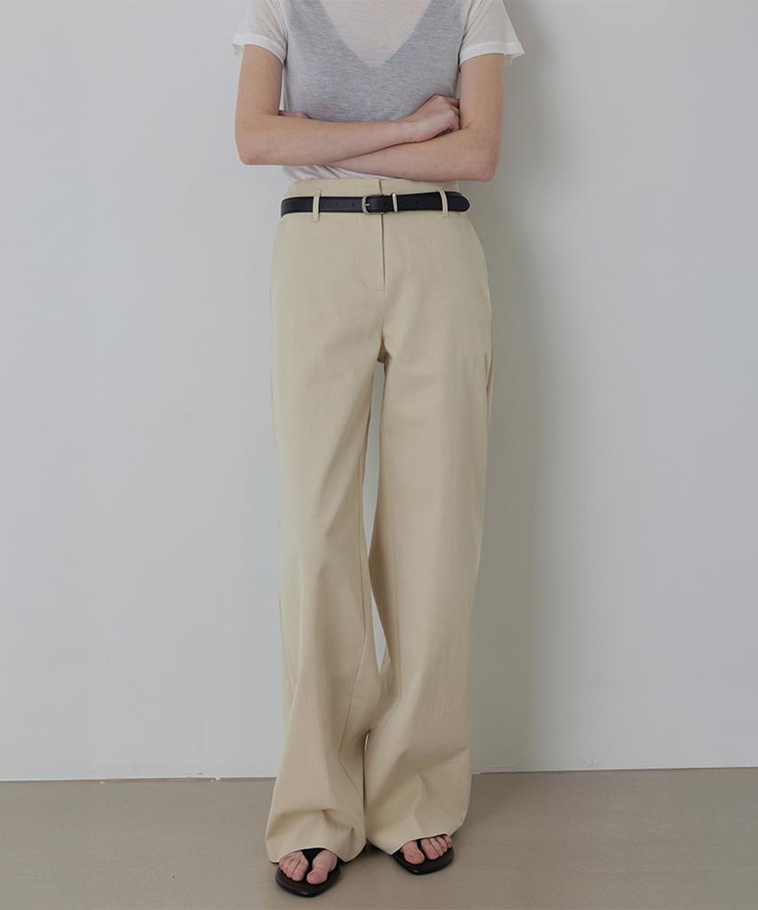 Kwinseulaebis Clean-Cut Cotton Tuck Low-Waist Pants_Navy_2Colors