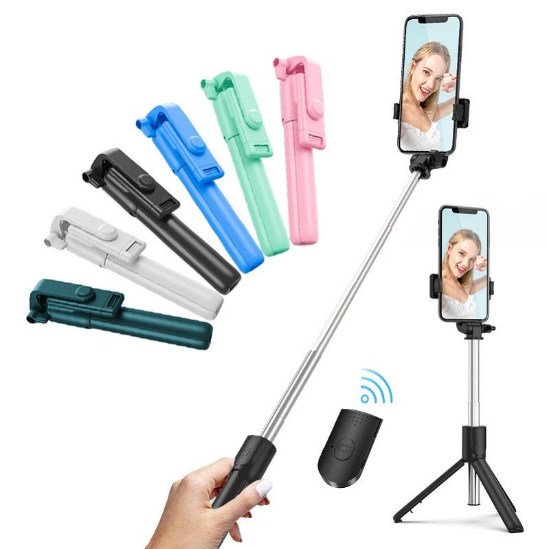 

Selfie Stick with Tripod & Remote R1 Black