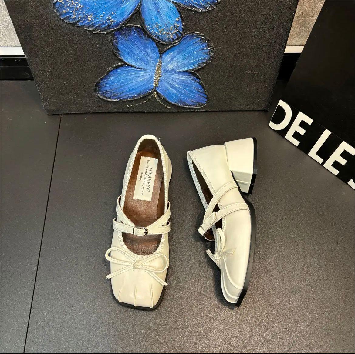 

Весна и лето 2025 года, новые туфли-лодочки с крестом и бантом, украшенные ракушками, с квадратным каблуком Мэри Джейн, модные универсальные туфли-одиночки 40