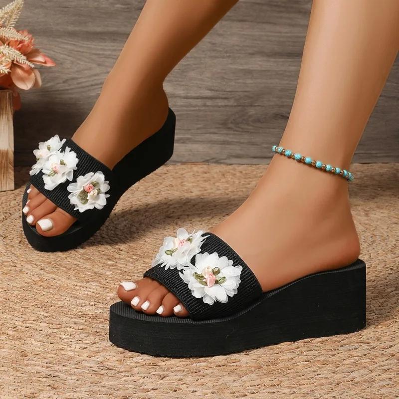 Sapatos Femininos 2025 Chinelos Básicos Femininos Novos Chinelos de Praia Florais Femininos Verão Mais Vendido Chinelos de Salto Confortáveis