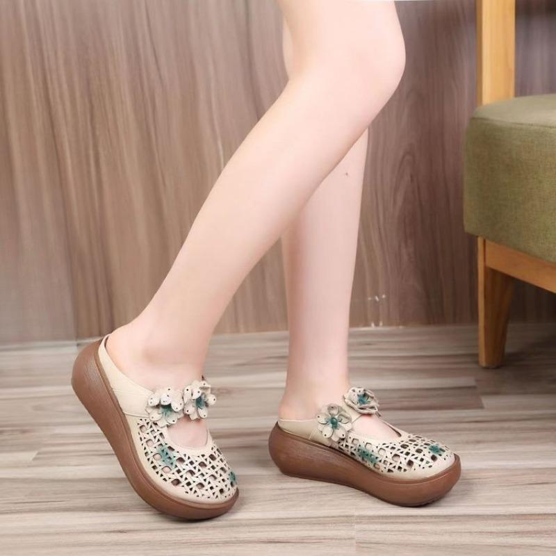 New Soft Leather Shoes for Women, Retro Wedge Heel, Toe Cap, Half-slipper, Hollowed-out Cool Slippers