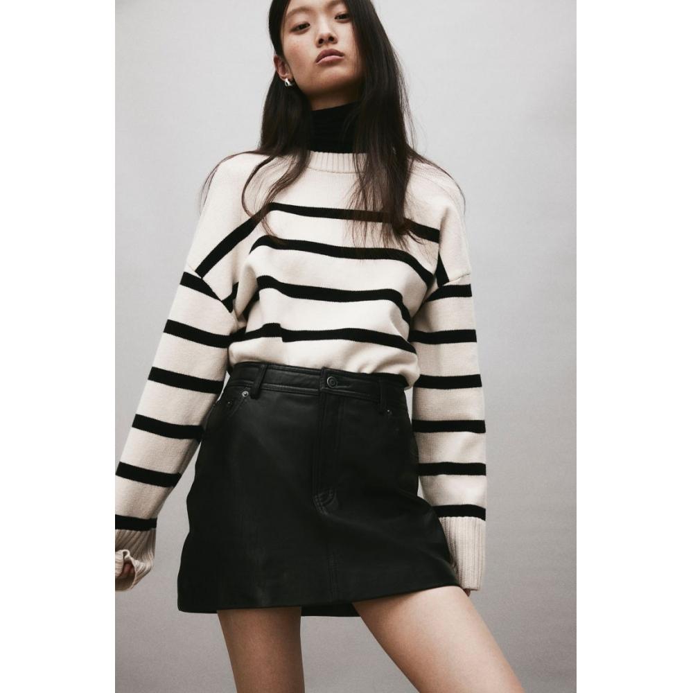 

H M loose fit sweater light beige stripe
