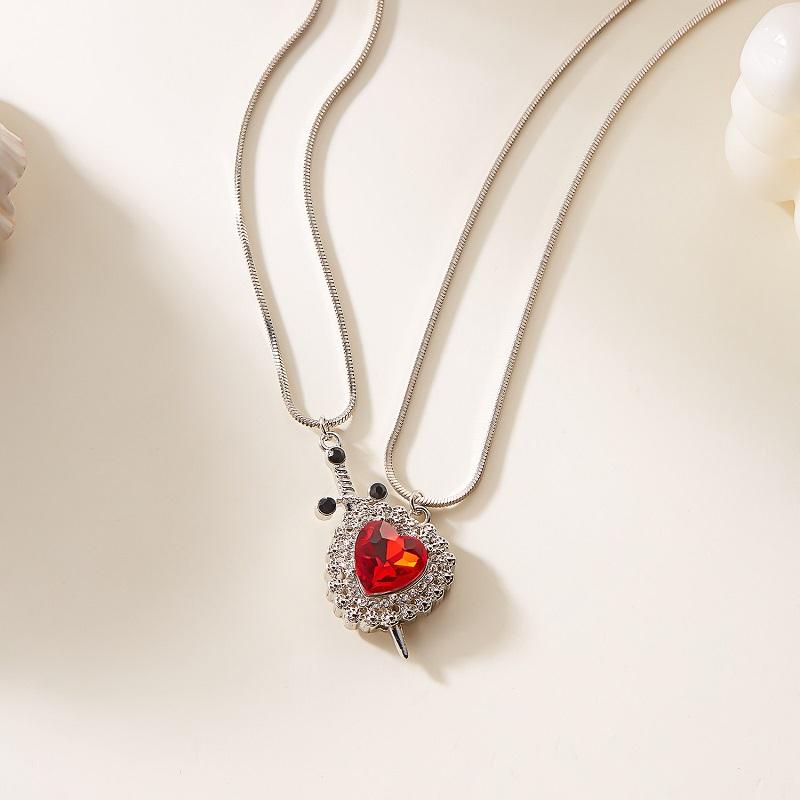 Vintage Metal Heart Sword Pendant Couple Necklace for Women Gothic Black Crystal Clavicle Chain Necklace Zircon Accessories